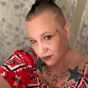 Meet your Posher, Heidi